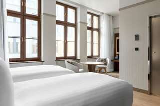 Отель AC Hotel by Marriott Wroclaw Вроцлав Стандартный двухместный номер с 2 отдельными кроватями-1